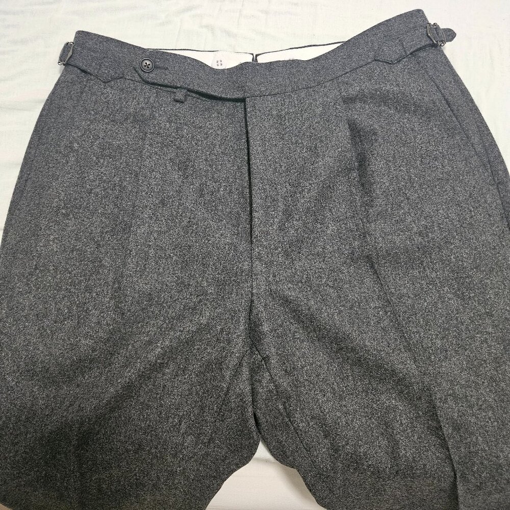 Suitsupply vigo Size 34